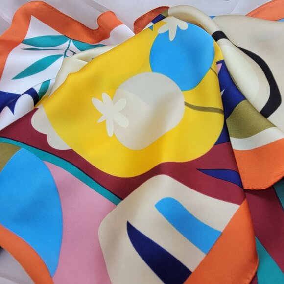 ✨Elegant Bandana Square Silky Scarf MULTICOLOR Vibrant Style Floral Geometric✨ - Picture 4 of 6